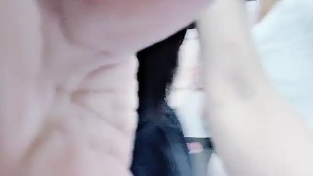 חדר צ'אט בשידור חי של Annie_nii