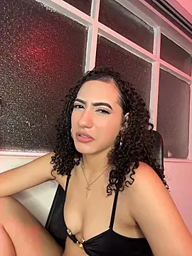 Odett_Khastoff Adlı Modelin Canlı Sohbet Odası
