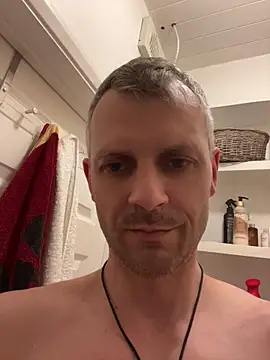 Pokazy przed seks kamerką na żywo – ChiefApron5