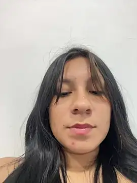 غرفة دردشة karo_cute المباشرة