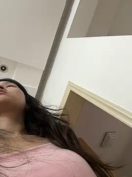 Zbnmji élő chatszobája