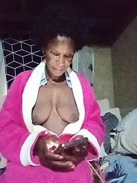Naughtygrany Cameră chat live