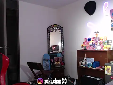 sukichan-69 실시간 채팅방