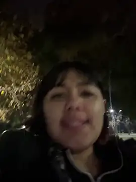 Živá chatovací místnost Abrildqquino