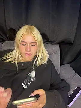 غرفة دردشة Lia_fire المباشرة