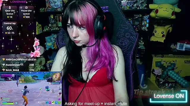 CutieTracer Adlı Modelin Canlı Sohbet Odası
