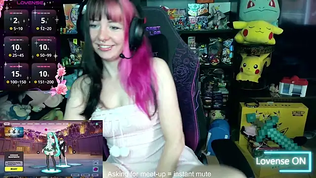 חדר צ'אט בשידור חי של CutieTracer