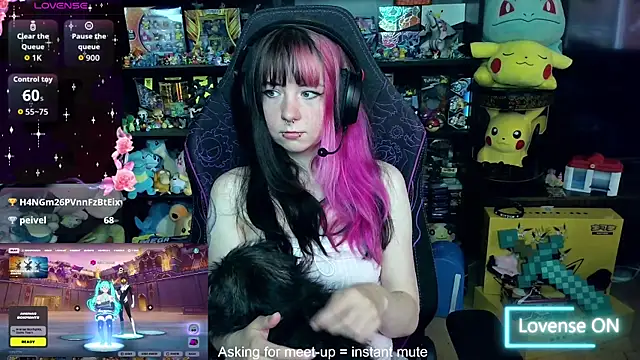 CutieTracer élő chatszobája