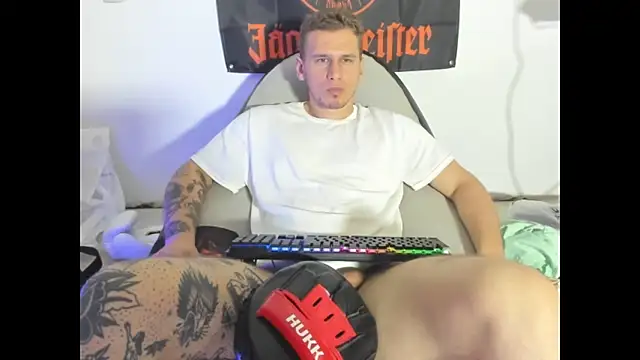 vance_loven Webbikameraesitys