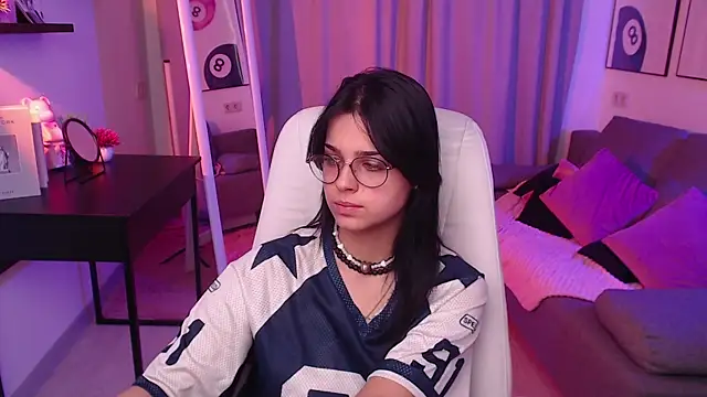 Jane_Fondaaa – Naživo chatovacia miestnosť