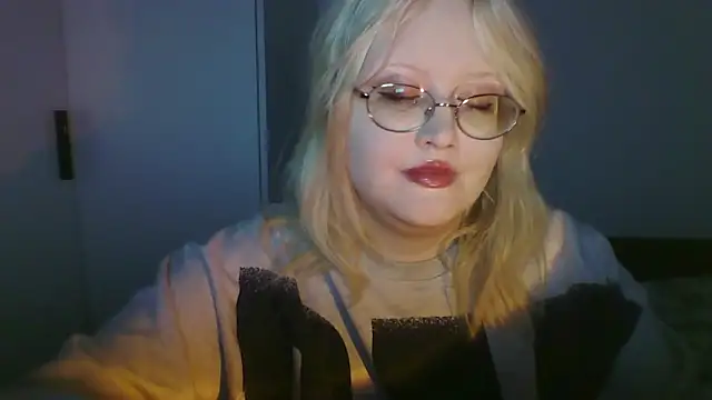 Elayne_Sweet's Live Chat Room