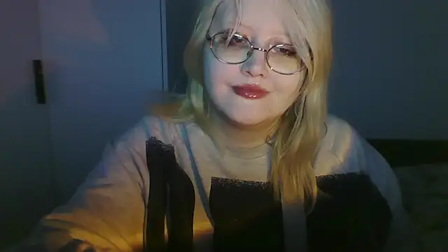 Elayne_Sweet Adlı Modelin Canlı Sohbet Odası