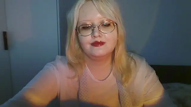 Elayne_Sweet's Live Chat Room