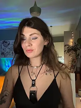 Rita_Tease Adlı Modelin Canlı Sohbet Odası