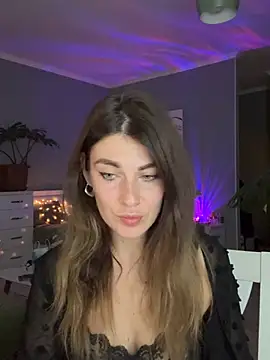 Rita_Tease – Naživo chatovacia miestnosť
