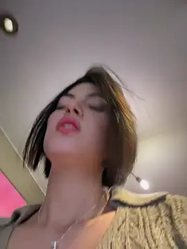 Phòng Chat Trực Tiếp SeleneHale