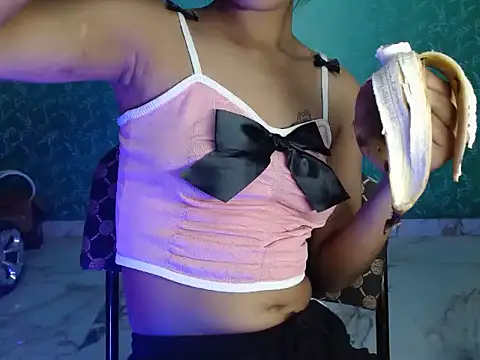 Sala de chat ao vivo de Nora81