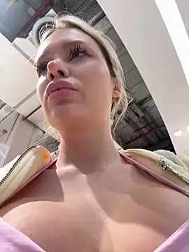 Phòng Chat Trực Tiếp Girl-Mia