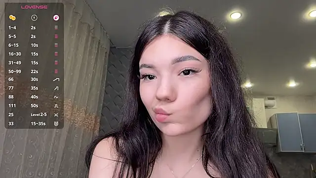 חדר צ'אט בשידור חי של Barbie_Aria