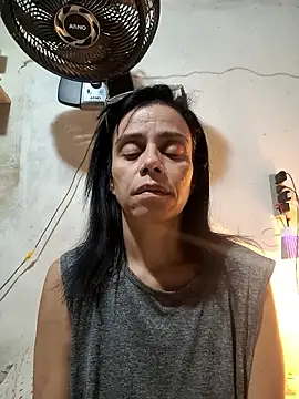 Cristotoza Adlı Modelin Canlı Sohbet Odası