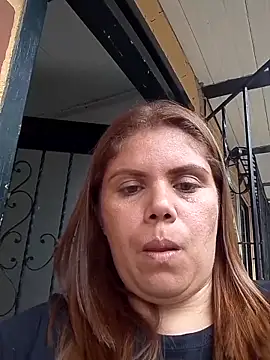Zafiro_MD's Live Chat Room