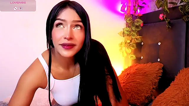 חדר צ'אט בשידור חי של Alisse_Storm