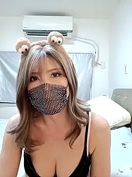 Sala de chat en directo de tw_yourleye