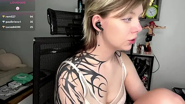 Chatroom en direct de MadalynNosel