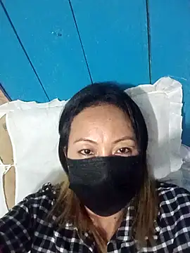 Živá chatovací místnost Bristy_BigBoobs