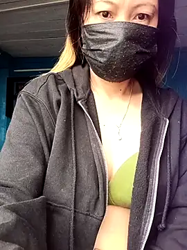 Chat soba uživo modela Bristy_BigBoobs