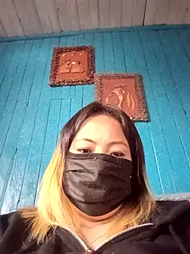 Bristy_BigBoobs 即時聊天室