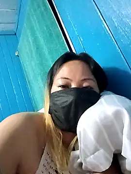 Bristy_BigBoobs 现场聊天室
