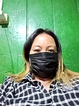 Bristy_BigBoobs 现场聊天室