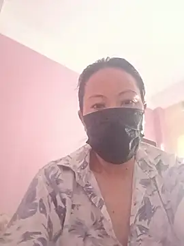 Chat soba uživo modela Bristy_BigBoobs