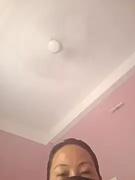 Živá chatovací místnost Bristy_BigBoobs