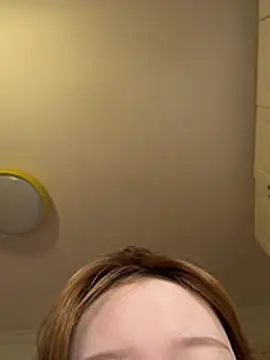 linlian3 élő chatszobája