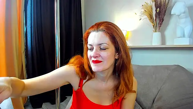 غرفة دردشة Julia_Suny المباشرة