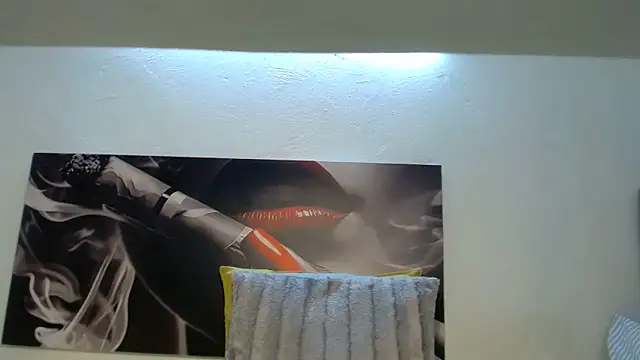 Lola-77 Cameră chat live