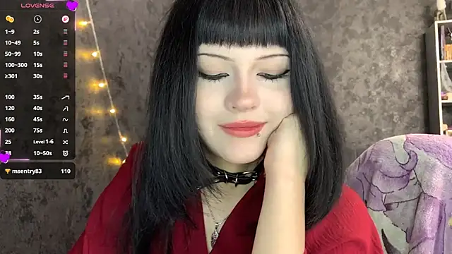 EmilyEmbears' Live Chat Room