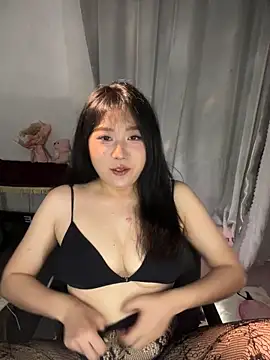 ooooBaby129 Adlı Modelin Canlı Sohbet Odası