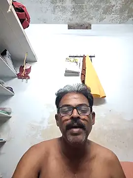 Love-couple69's Live Chat Room