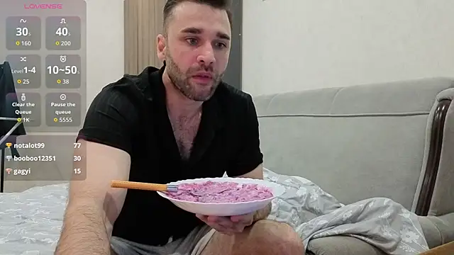 הופעת סקס קאם בשידור חי של DaddySlava