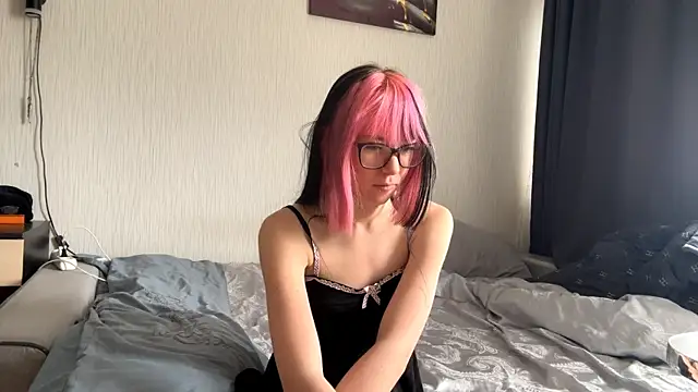 WifeAileen's Live Chat Room