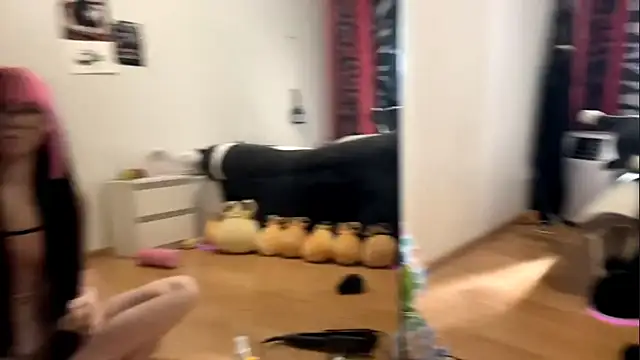 Chat soba uživo modela WifeAileen
