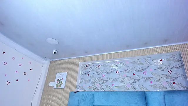 חדר צ'אט בשידור חי של Delphine_doll