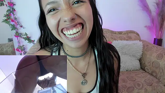 Chat ao vivo de valen_Cg