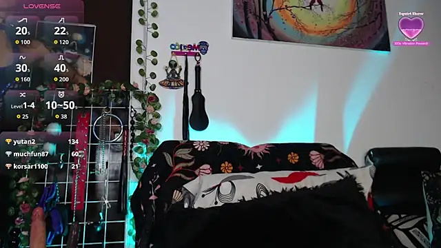Lexxii_hot_col's Live Chat Room