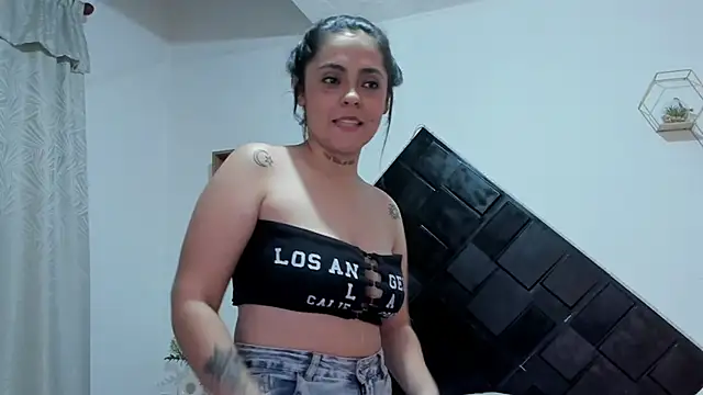 Lyra_Dream – live chatrum