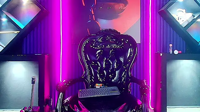 Mskate_pink_bdsm's Live Chat Room