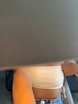 latinacaro- Live Chatraum
